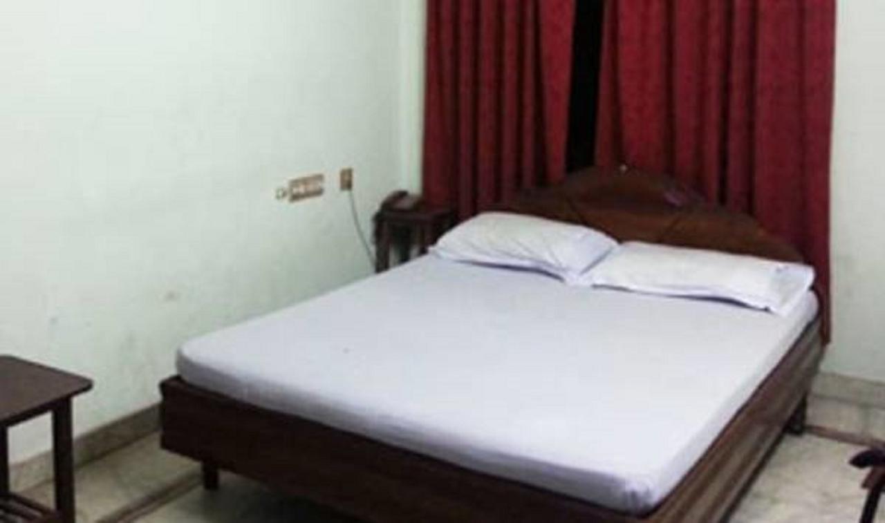 Hotel Boban Plaza Thiruvananthapuram Εξωτερικό φωτογραφία